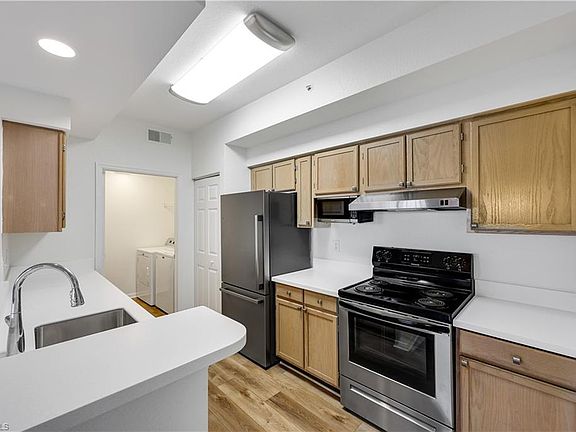 3rd image of 4630 Saint Croix LN #812