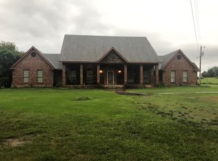 1030 Jc Loop, Valliant, OK 74764