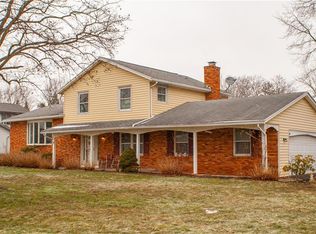 14 Golfshire Dr, Rochester, NY 14626