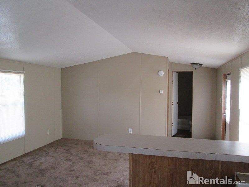 2nd image of 2402 C F Hawn Fwy #209