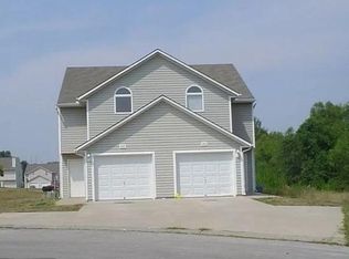 105 SW South Ave #105, Blue Springs, MO 64014