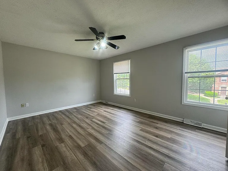 125 Woods Trl — Photo 10