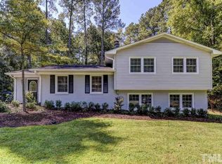 105 Lattimore Ln, Durham, NC 27713