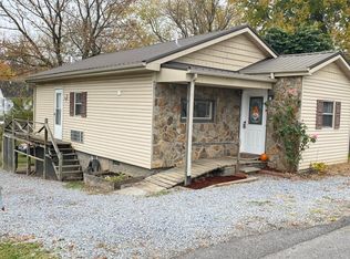 207 S North St, Johnson City, TN 37604