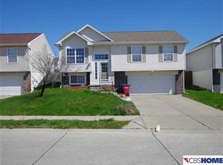 16510 Burdette St, Omaha, NE 68116