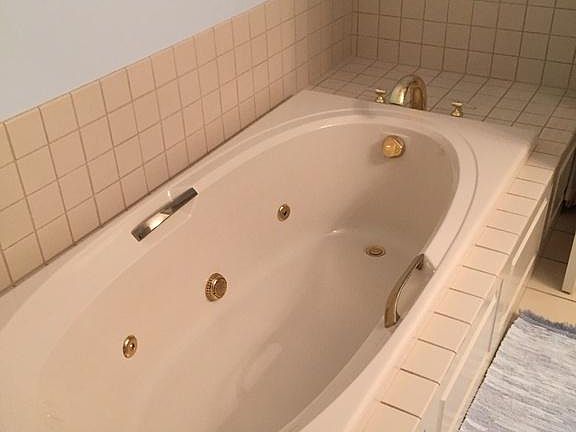 3rd image of 2180 Foxden Dr #A