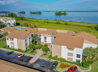 6155 S Mirror Lake Dr APT 107, Sebastian, FL 32958