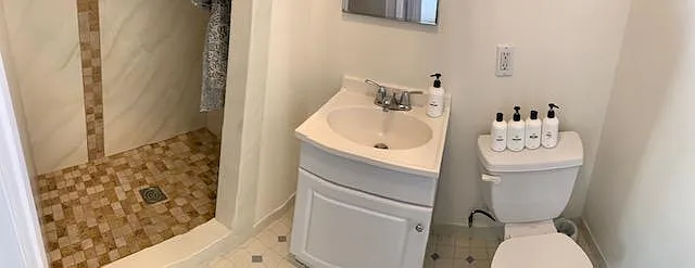 413 Birch St #IN-LAW — Photo 4