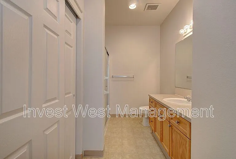 5264 NE 121st Ave #30 — Photo 7