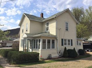 310 Grant St, Franklin, PA 16323