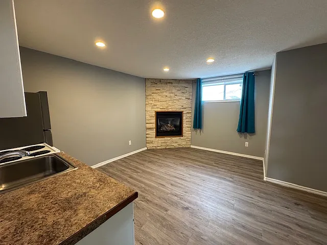 8315 114a St #1 — Photo 23