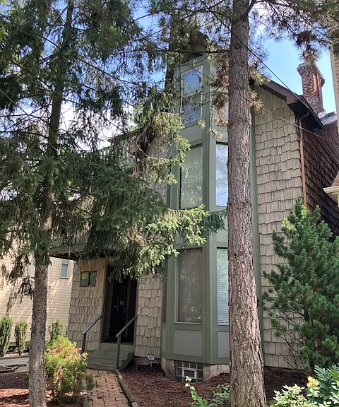 Charming tree-lined exterior in the heart of Shadyside