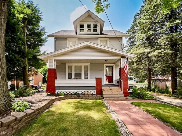 1233 Deville Ave NW, Canton, OH 44708