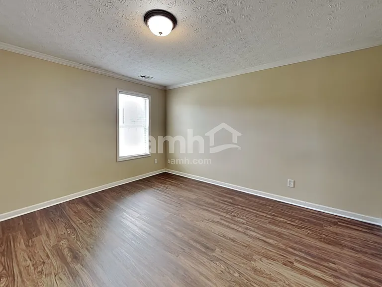 3341 Kittery Dr — Photo 16
