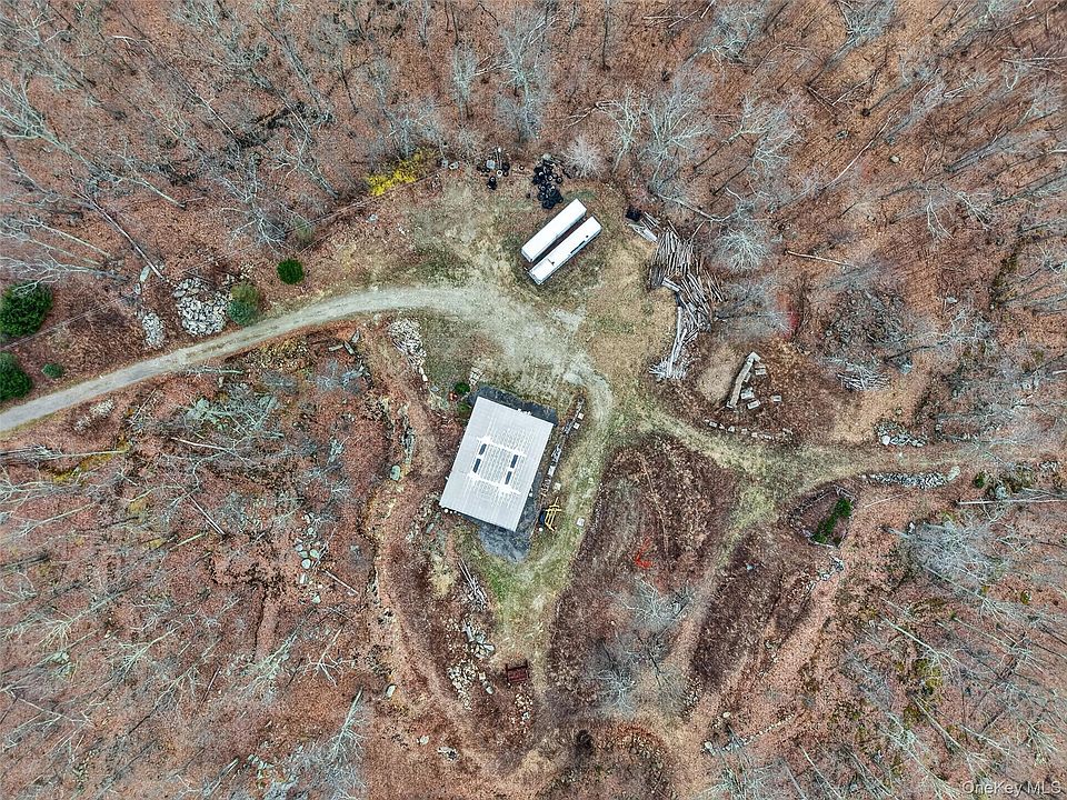 1st image of 545 Grape Hollow Road