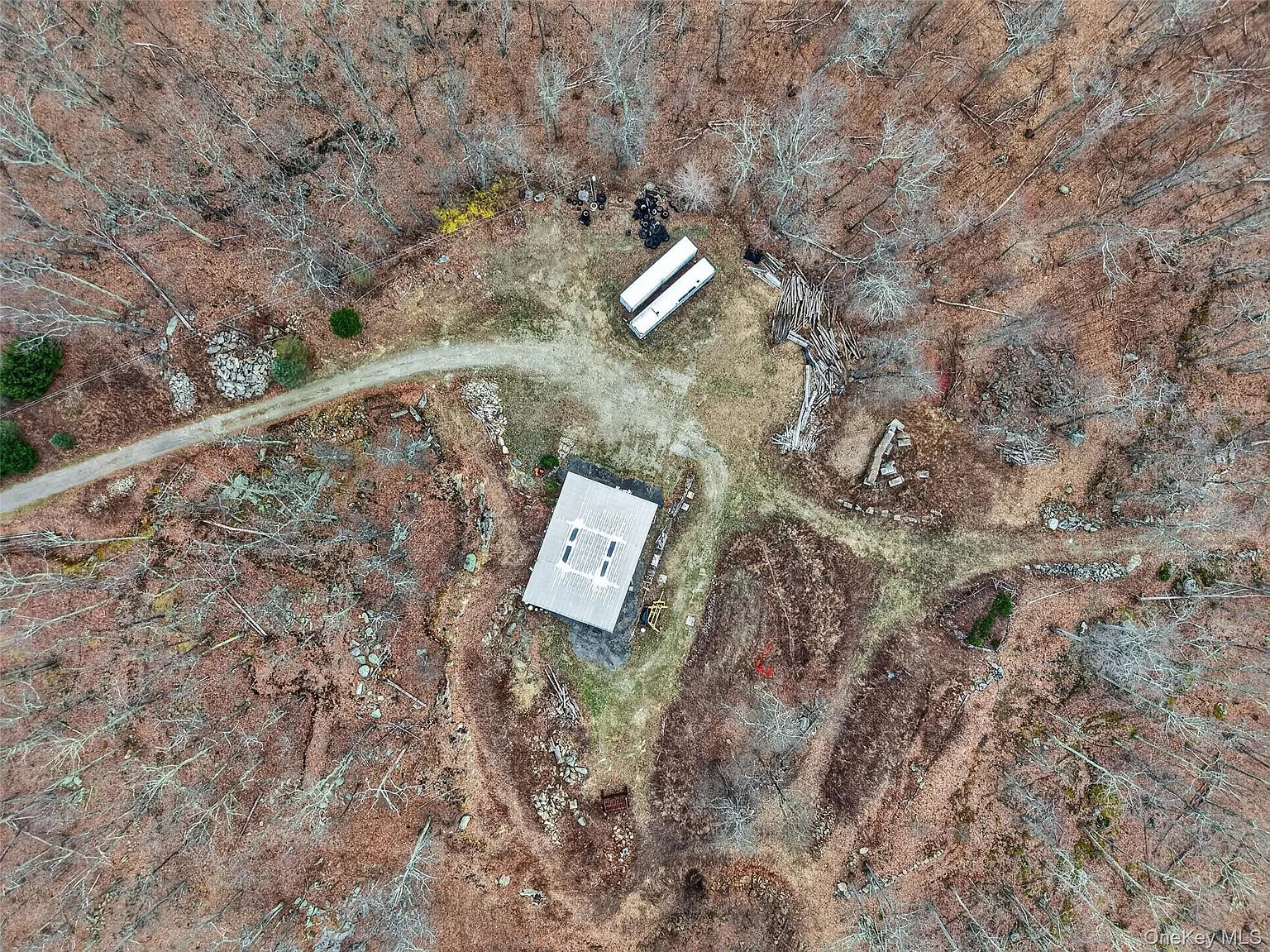 545 Grape Hollow Road photo 1