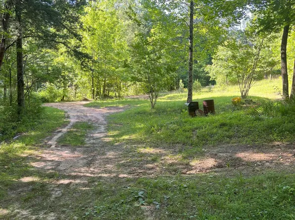 115 Masters Valley Trl, Pickens, SC 29671