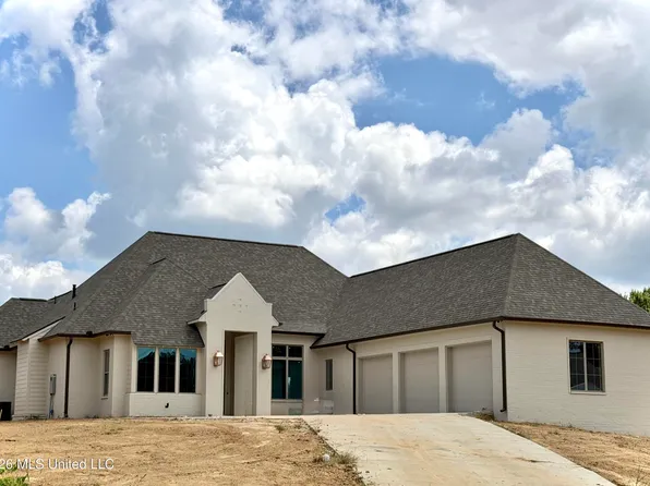 233 Parke Dr, Ridgeland, MS 39157