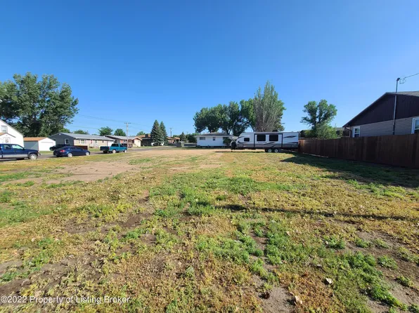 9th St E, Dickinson, ND 58601