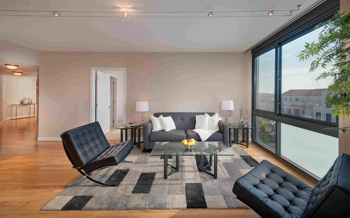 565 Penn Residences — Photo 3