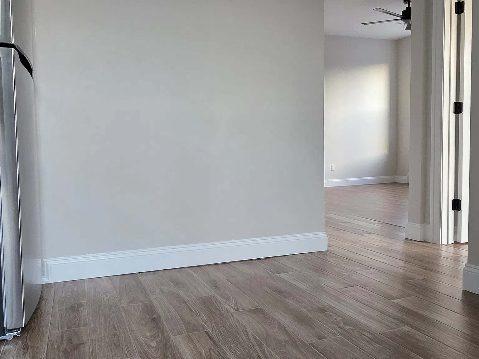 21 E Main St — Photo 3