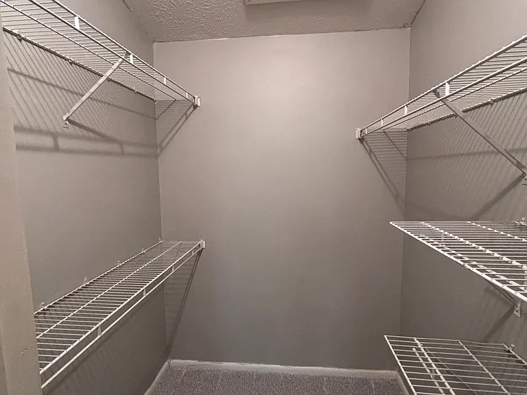 4351 Village Parkway Cir W #10 — Photo 11
