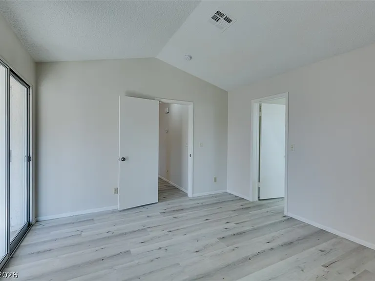 582 Searchlight Dr — Photo 18