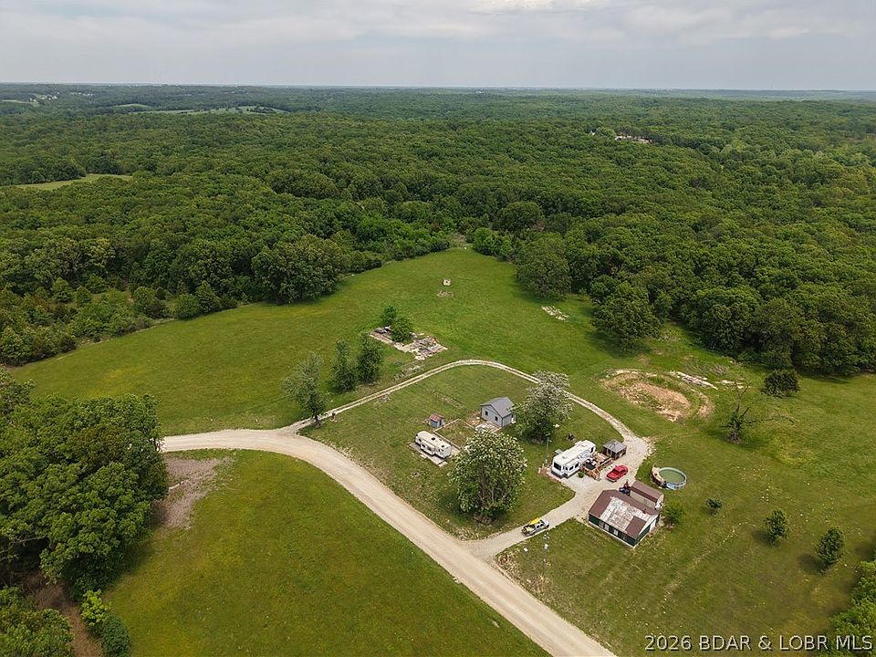 1st image of 21507 Hollow Dr