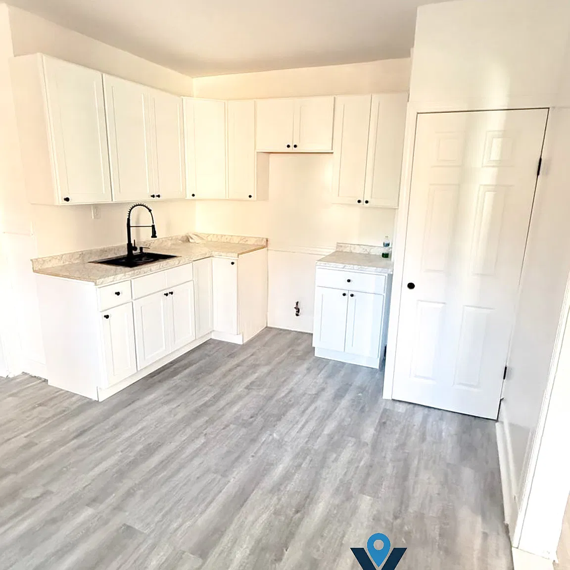 2 bed, 1000 sqft, $1,500 — Photo 1
