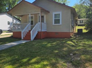 207 S Caldwell Ave, Newton, NC 28658