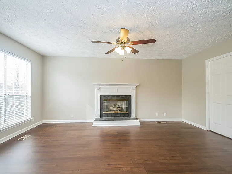6005 Bradford Hills Dr — Photo 3