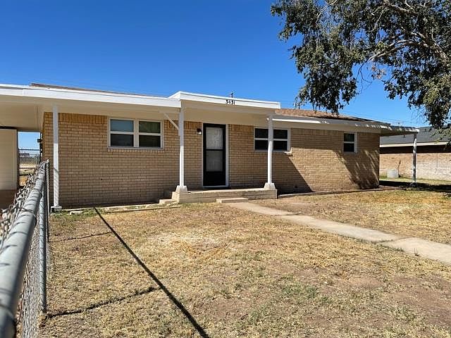 1st image of 3031 N Mercury Ave
