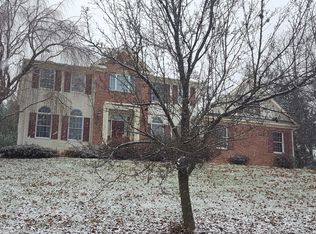 4 Austin Hill Rd, Clinton, NJ 08809