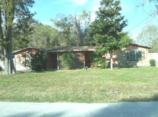 27 Belle Meade Cir, Largo, FL 33770