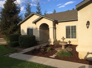 1776 Avenue F, Kingsburg, CA 93631