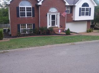 107 Redbud Dr, Hendersonville, TN 37075