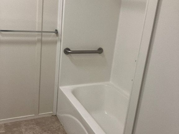 4th image of 18683 S Char Ln