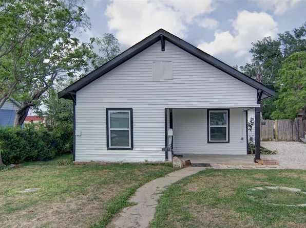 402 W Trammell Ave, Everman, TX 76140