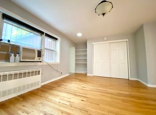 222 Hall St #2, Brooklyn, NY 11205