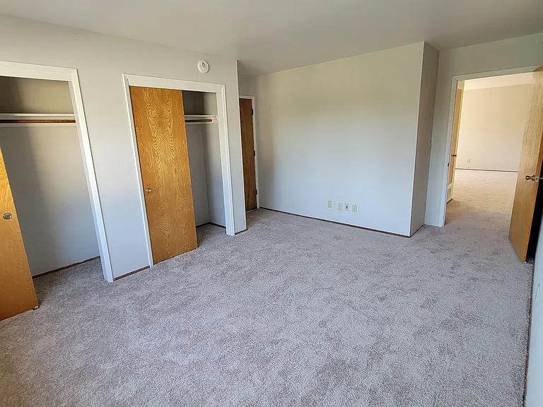 Fremont 854 — Photo 17