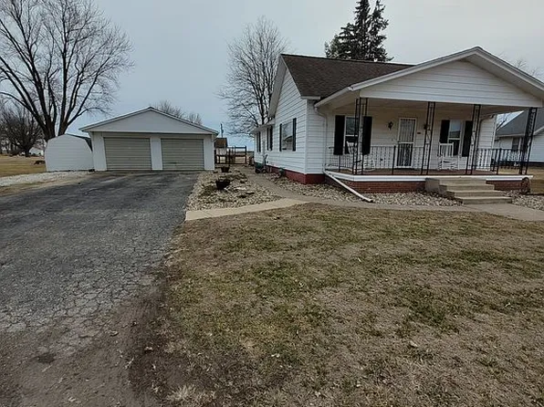 404 Hanna St, Golden, IL 62339