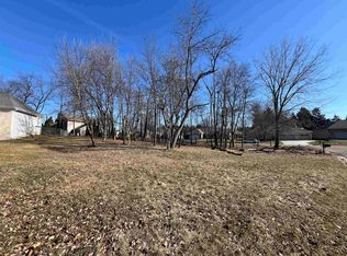 6448 Spring Hill Close, Rockford, IL 61108