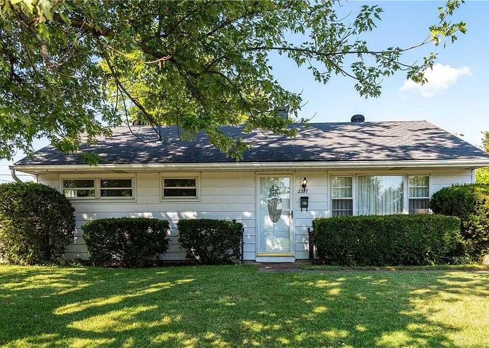 1st image of 2377 Edenhill Ave