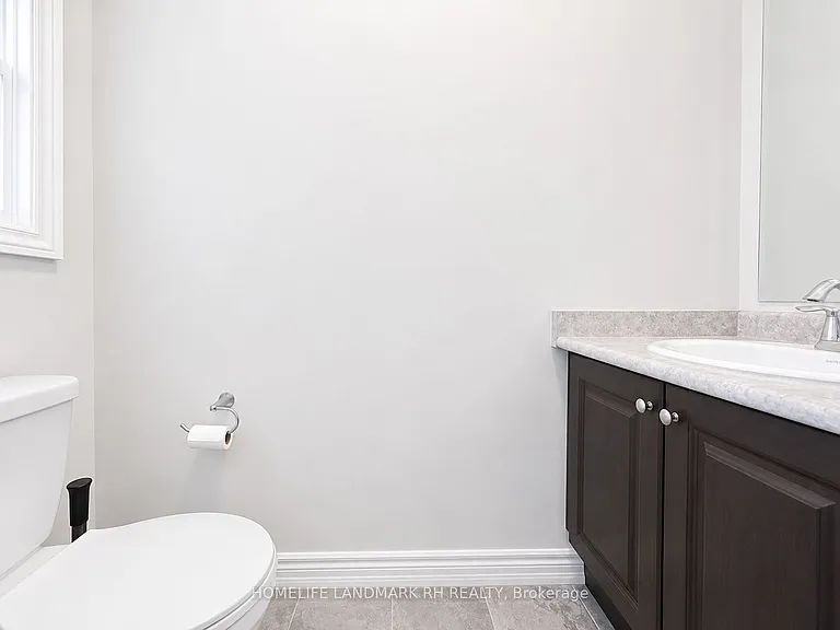 144 Roy Grove Way — Photo 8