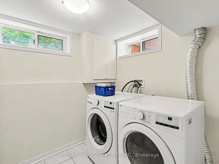 805 Smyth Rd — Photo 26