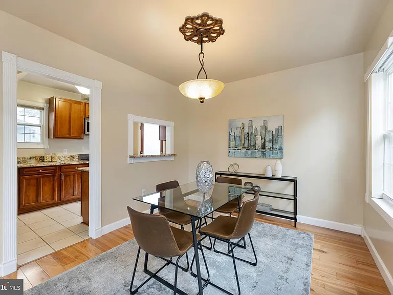 2231 Otis St NE #DETACHED — Photo 8