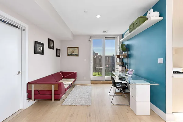 Rented by Halstead Real Estate | media 6