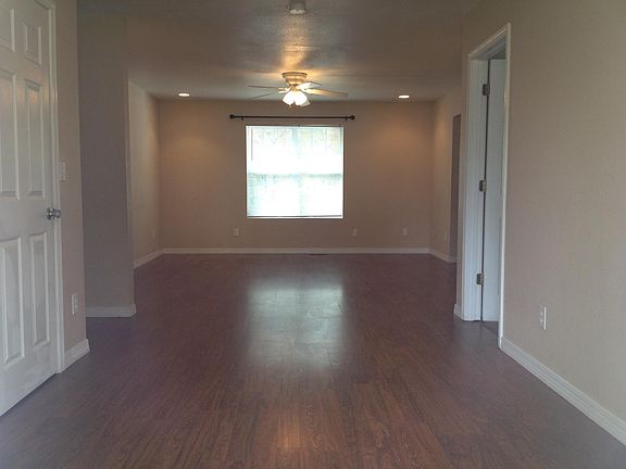 2nd image of 2839 Southwind Dr