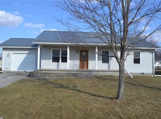 104 S 9th St, New Market, IN 47965