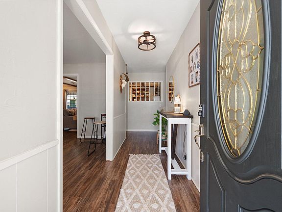 5th image of 810 Itasca St